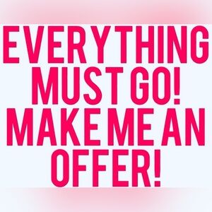 Everything Must Go! Bold Pink Promotional Graphic